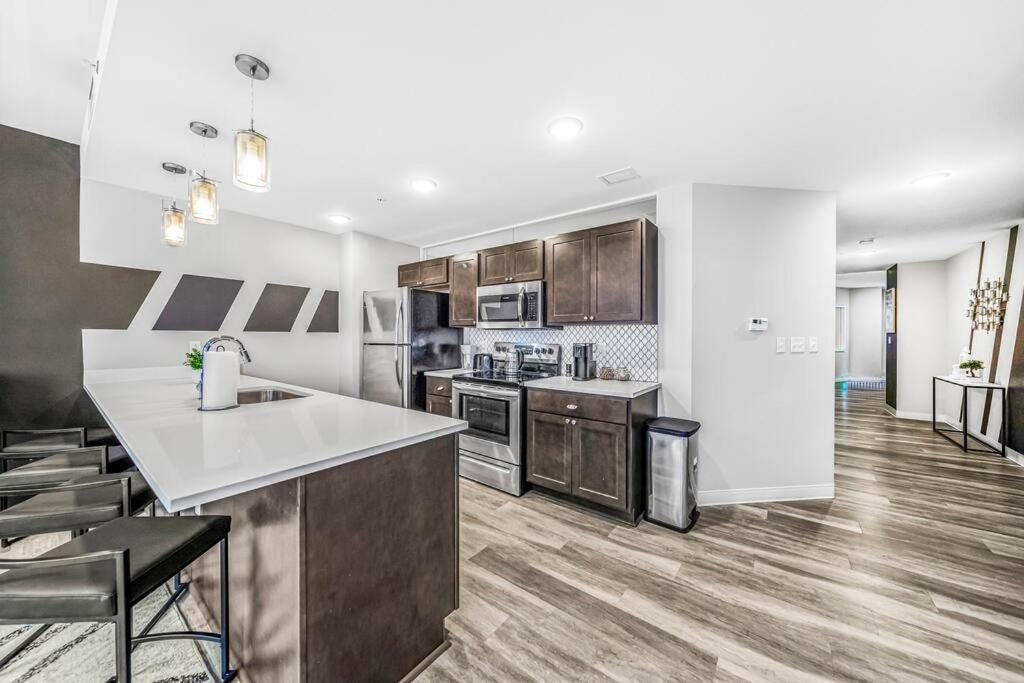 2Br Unit With Game Machine With Pool And Gym Access-602 Appartement Cleveland Buitenkant foto