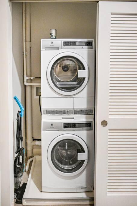 2Br Unit With Game Machine With Pool And Gym Access-602 Appartement Cleveland Buitenkant foto